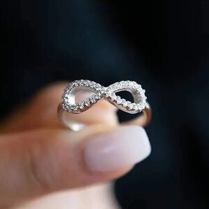 STERLING SILVER DIAMOND INFINITY RING